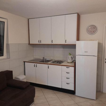 Franko Apartmani زامبراتيجا المظهر الخارجي الصورة