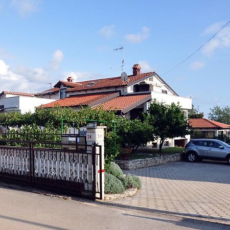 Franko Apartmani زامبراتيجا المظهر الخارجي الصورة