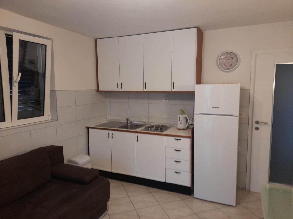 Franko Apartmani زامبراتيجا المظهر الخارجي الصورة