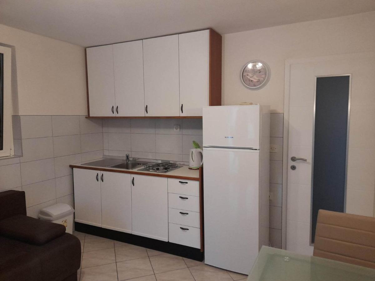 Franko Apartmani زامبراتيجا المظهر الخارجي الصورة